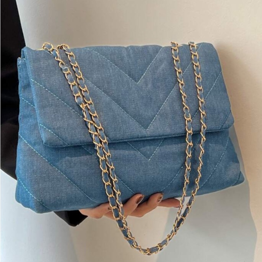 SHEIN Blue Quilted Shoulder Bag with Braided Strap